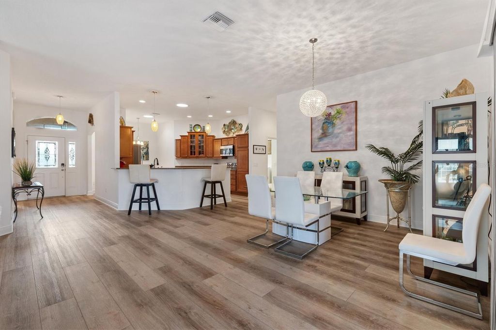 Image 15 of property listing at 3322 BOARDROOM TRAIL, The Villages, FL 32163