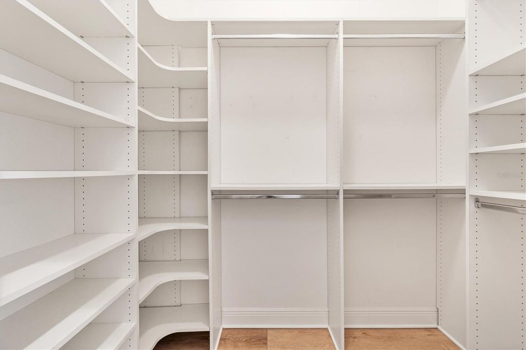 Image 24 of property listing at 3322 BOARDROOM TRAIL, The Villages, FL 32163