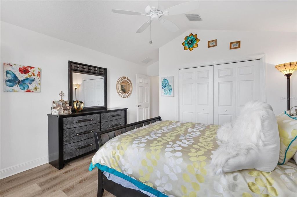 Image 27 of property listing at 3322 BOARDROOM TRAIL, The Villages, FL 32163