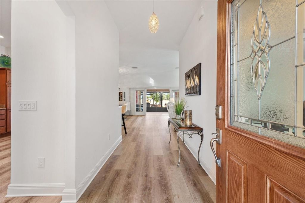 Image 7 of property listing at 3322 BOARDROOM TRAIL, The Villages, FL 32163