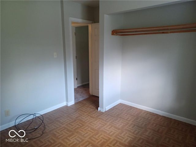 5890 W Cooper Road, Indianapolis, IN 46228