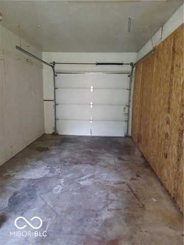 5890 W Cooper Road, Indianapolis, IN 46228