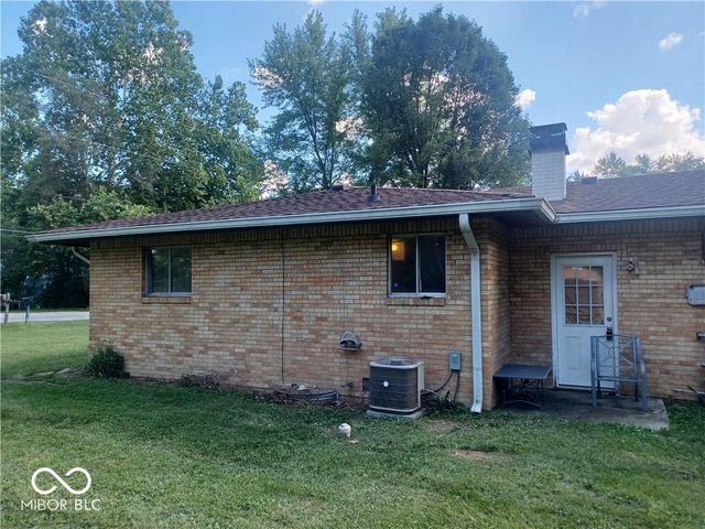 5890 W Cooper Road, Indianapolis, IN 46228
