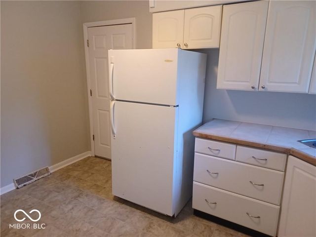 5890 W Cooper Road, Indianapolis, IN 46228