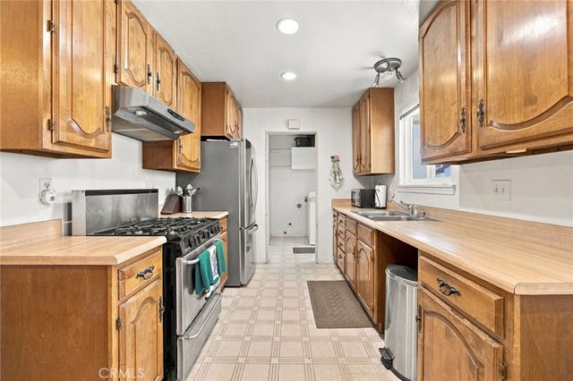 3544 Monica Avenue, Long Beach, CA 90808