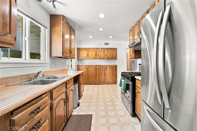 3544 Monica Avenue, Long Beach, CA 90808