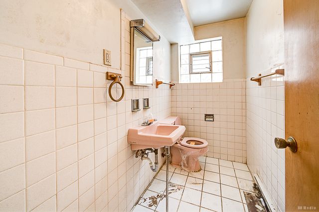 310 Yates Avenue, Calumet City, IL 60409