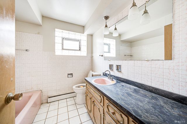 310 Yates Avenue, Calumet City, IL 60409