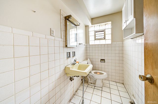 310 Yates Avenue, Calumet City, IL 60409