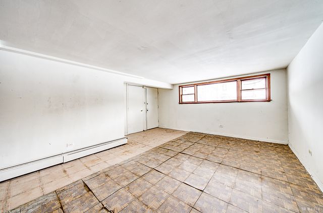 310 Yates Avenue, Calumet City, IL 60409