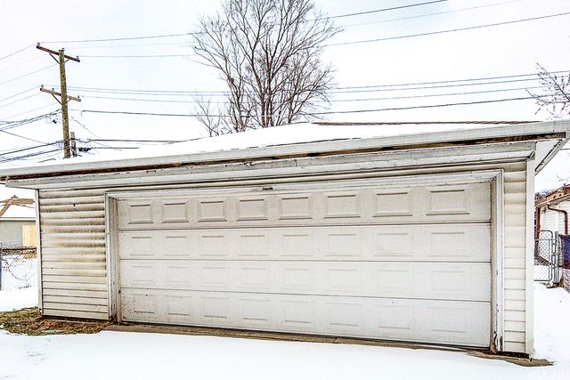 310 Yates Avenue, Calumet City, IL 60409