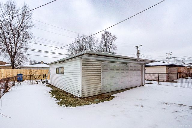 310 Yates Avenue, Calumet City, IL 60409