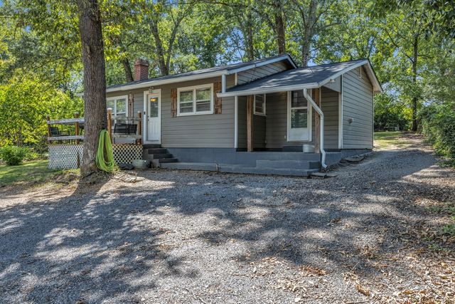 3201 Maple Grove Drive, Dalton, GA 30721