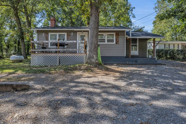 3201 Maple Grove Drive, Dalton, GA 30721