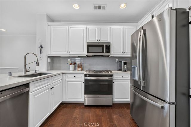 35960 Lindstrand Ave 4, Murrieta, CA 92563