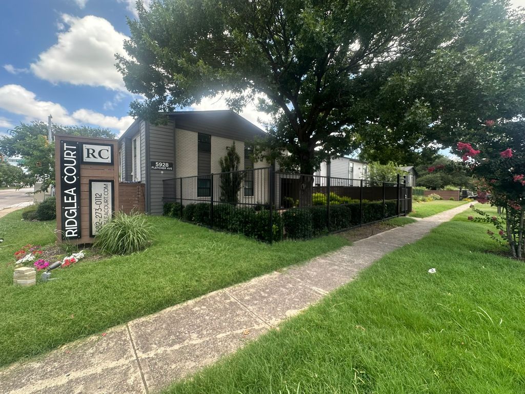 5928 Fletcher Avenue 16, Fort Worth, TX 76107