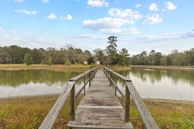 587 Private Road 5200, Woodville, TX 75979