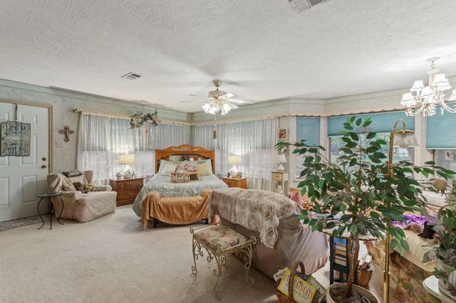 587 Private Road 5200, Woodville, TX 75979