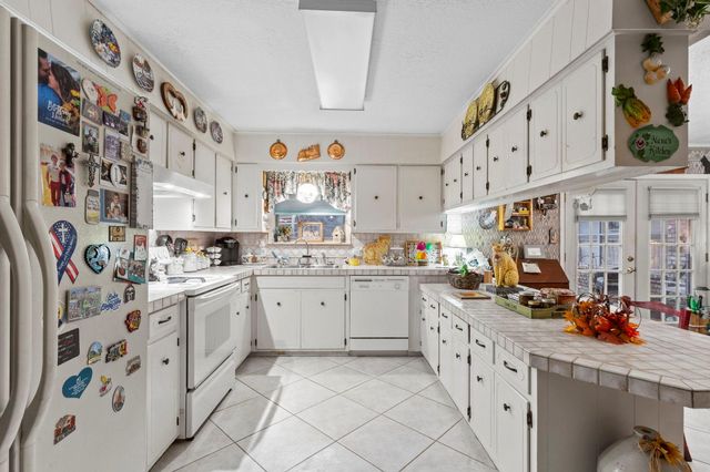 587 Private Road 5200, Woodville, TX 75979