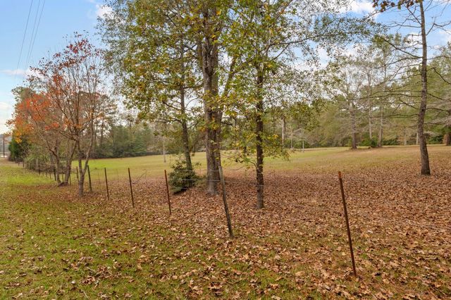 587 Private Road 5200, Woodville, TX 75979