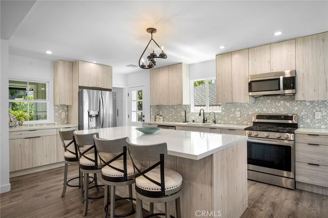 2405 Jolley, Burbank, CA 91504