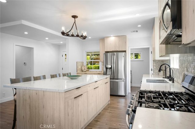 2405 Jolley, Burbank, CA 91504