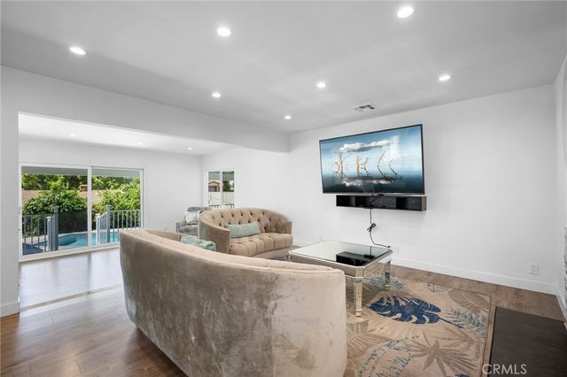 2405 Jolley, Burbank, CA 91504