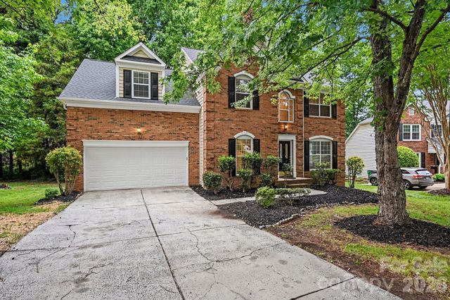 4619 Kirkgard Trail, Charlotte, NC 28269