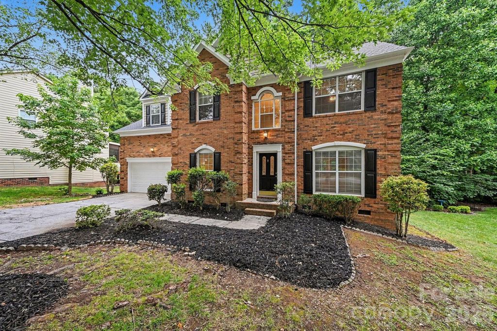 4619 Kirkgard Trail, Charlotte, NC 28269