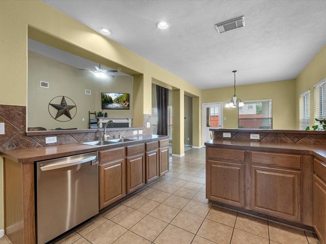 2601 Augusta Drive, Deer Park, TX 77536