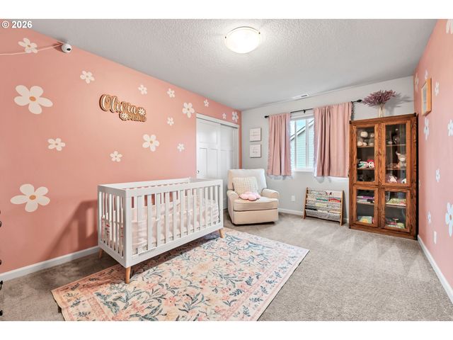 1433 DARLINGTON Dr, Junction City, OR 97448