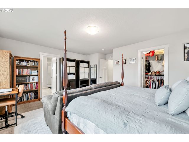 1433 DARLINGTON Dr, Junction City, OR 97448