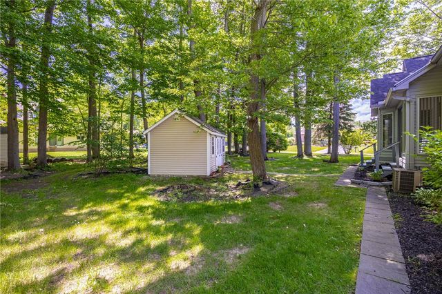 21 Rose Dust Drive, Greece, NY 14626