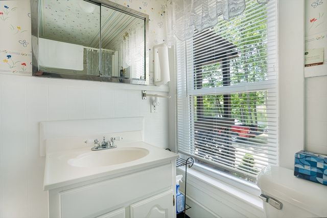 2400 West State Rd, Ashby, MA 01431