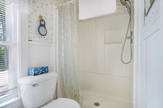 2400 West State Rd, Ashby, MA 01431