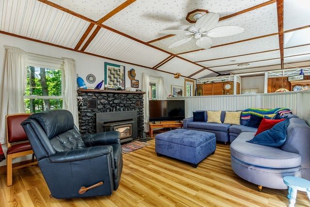 2400 West State Rd, Ashby, MA 01431