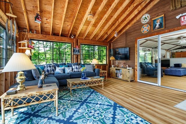 2400 West State Rd, Ashby, MA 01431