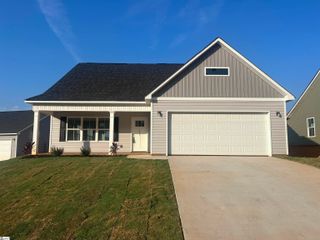 222 Kahlen Court, Piedmont, SC 29673
