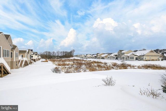 637 LITITZ RESERVE LN, Lititz, PA 17543