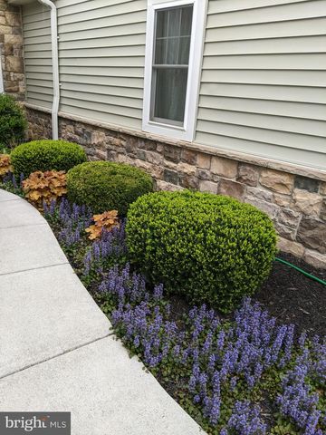 637 LITITZ RESERVE LN, Lititz, PA 17543