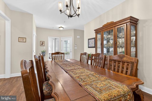 637 LITITZ RESERVE LN, Lititz, PA 17543