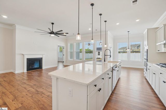 432 Jack Hunter Place, Woodruff, SC 29388