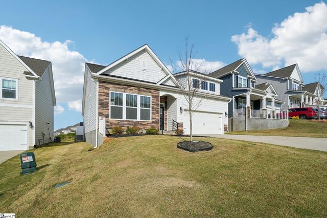 432 Jack Hunter Place, Woodruff, SC 29388