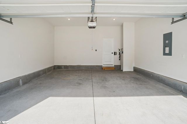 432 Jack Hunter Place, Woodruff, SC 29388