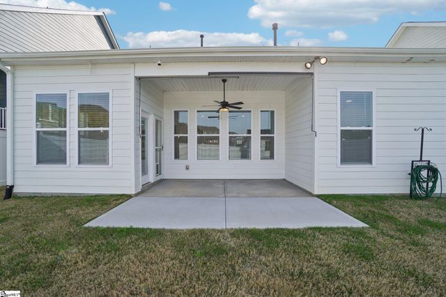 432 Jack Hunter Place, Woodruff, SC 29388