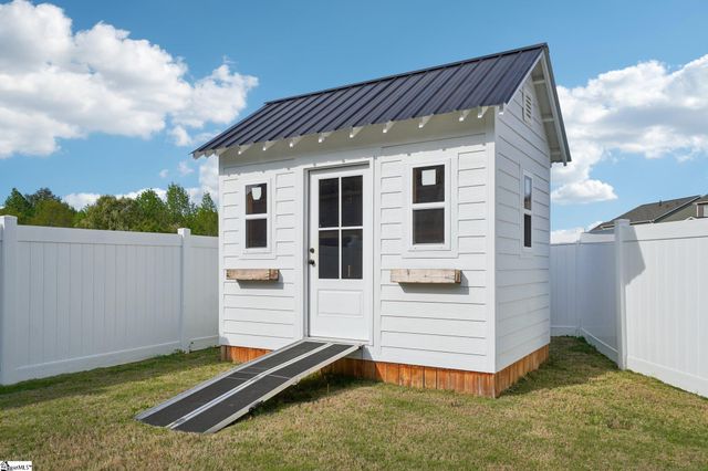 432 Jack Hunter Place, Woodruff, SC 29388