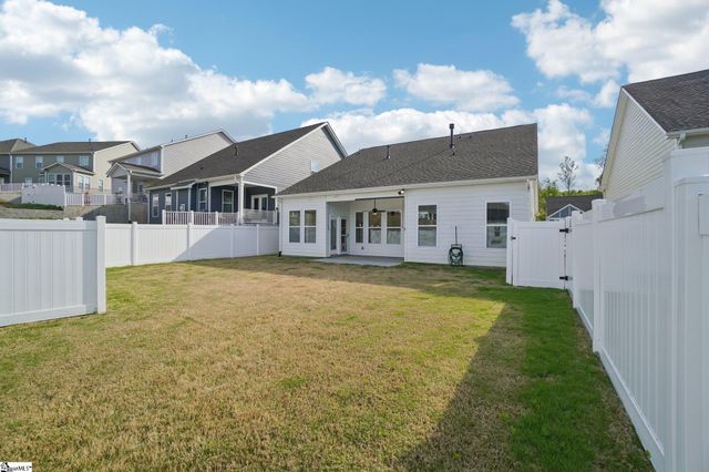 432 Jack Hunter Place, Woodruff, SC 29388