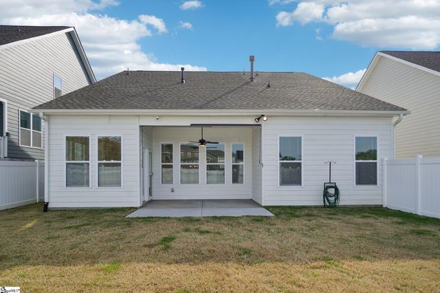 432 Jack Hunter Place, Woodruff, SC 29388