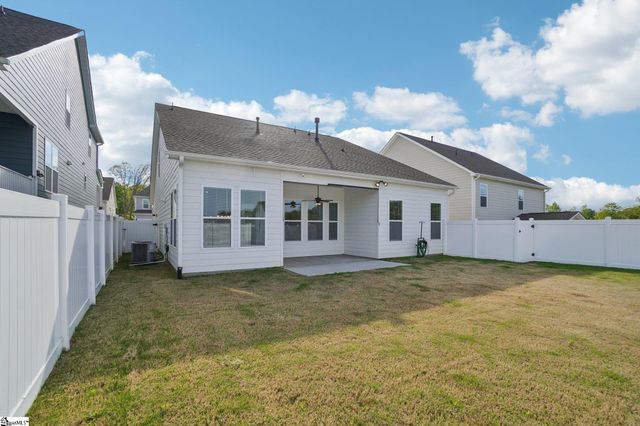 432 Jack Hunter Place, Woodruff, SC 29388