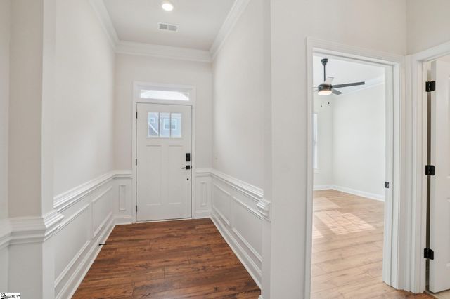 432 Jack Hunter Place, Woodruff, SC 29388